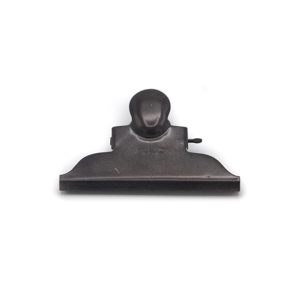 Clip triangle