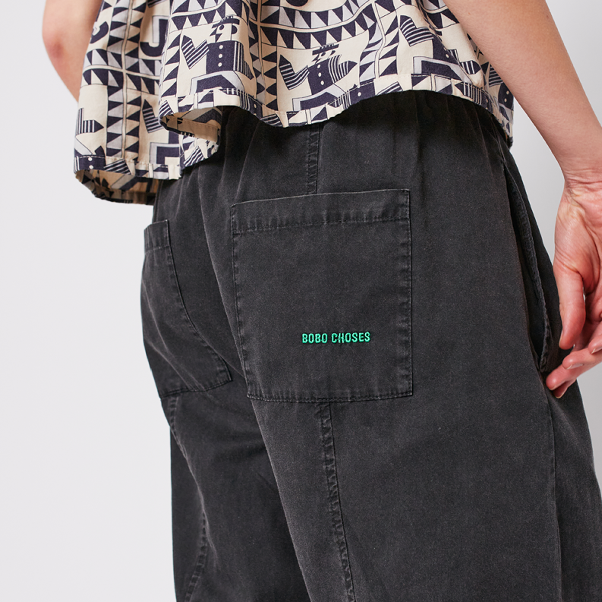 Dark grey cocoon pants